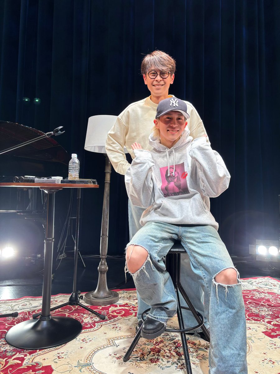 20thCentury_SIN's tweet photo. ソロLive 
Billboard Live TOKYO

お客様と共に素敵な時間を過ごす事が
出来ました。
後輩の誠也も遊びに来てくれて
リラックスして楽しめました。

皆さんありがとうございました！
そしていつかまた！
#どーぞ

坂本

#20thCentury
#トニセン
#末澤誠也 https://t.co/2nMJa5EB1S