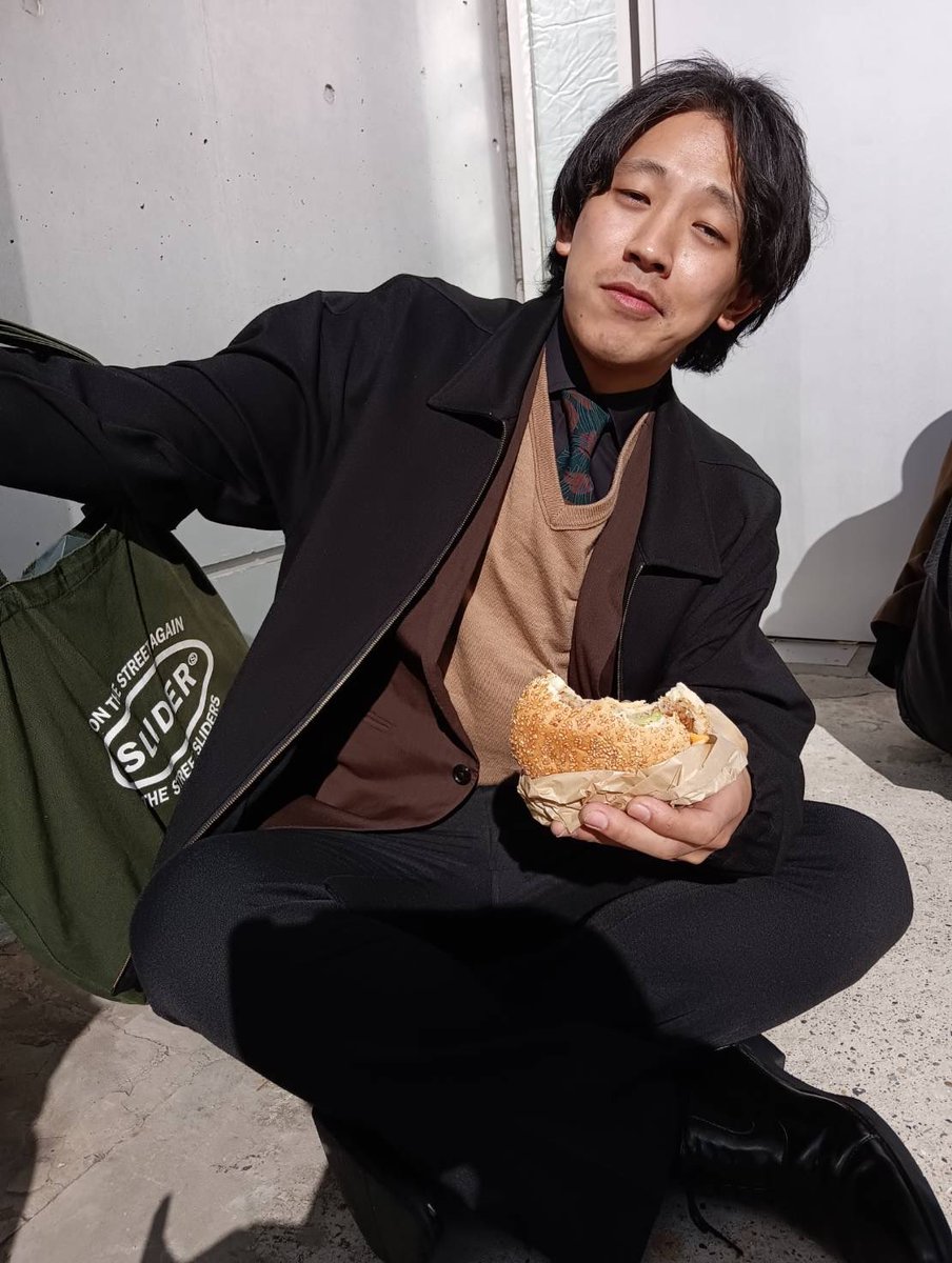 Pr3Gr's tweet photo. 昨日のコミコン楽しすぎたァ
余韻ふわふわ https://t.co/RzEsUjjlZv