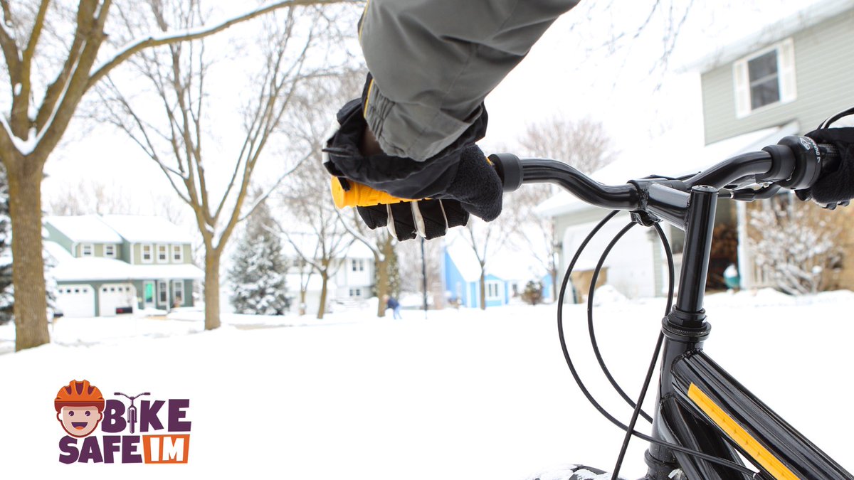 BikeSafeIM's tweet photo. Cold weather? No problem! ❄️🚲 Gear up with:

🧤 Gloves to keep hands warm
🧥 Weatherproof jacket
💡 Lights for low-light rides
🧦 Thermal socks for cozy feet

Stay warm &amp; visible this winter! 🌬️
#WinterRiding #BikeGear #StaySafe #BikeSafeIM https://t.co/P7EPqREfbP