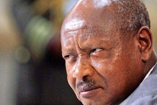 MatolaKassim's tweet photo. @wicknellchivayo Me waiting for my name kuti ndigonzi enda unoona Victor unotora funcargo yako https://t.co/ZDUnhnflLY