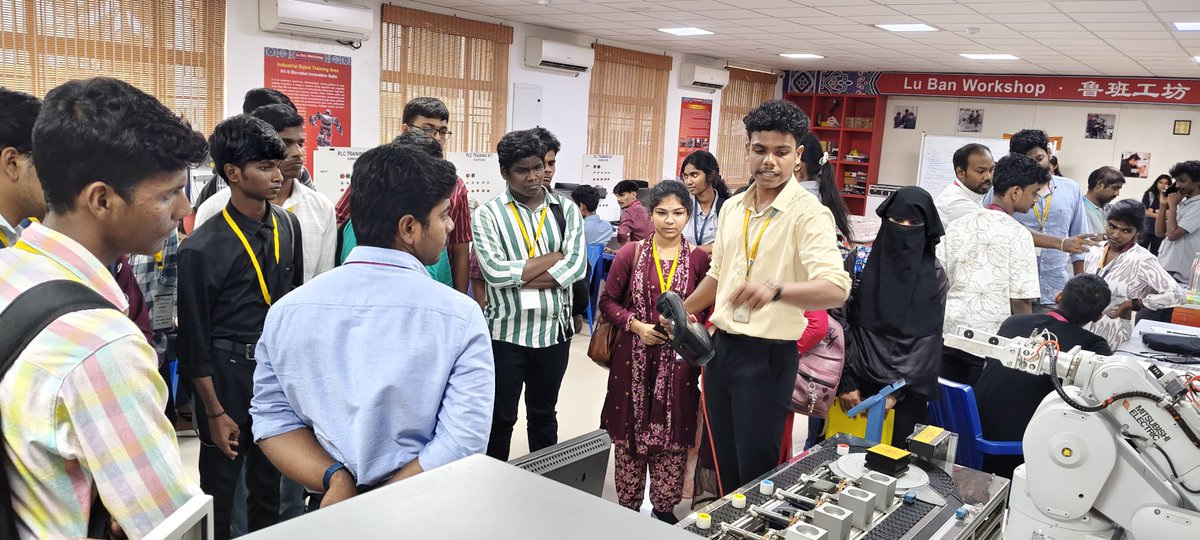 GojanInstitutio's tweet photo. Campus Visit to CIT Research Facility

The trip has given them invaluable experience aimed at broadening their perspectives and inspiring them to forge their paths as future leaders and changemakers Sources are Pre-incubation units, Idea/Fab Labs, #Research Labs, Design Centers https://t.co/l0Sll5ZMMY