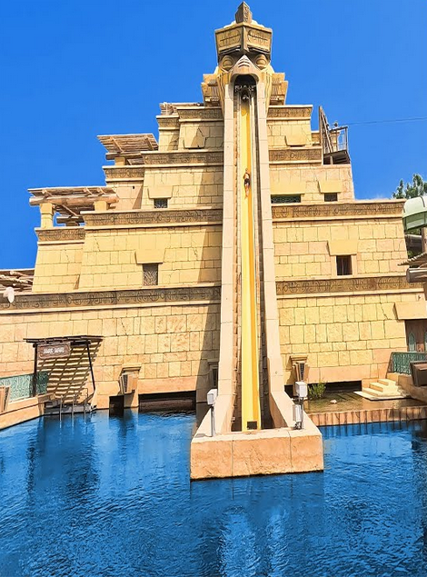 So <a href="/StakeSonyvaio/">Sonyvaio</a> said if i went down this water slide he'd sponsor a giveaway 😂

I did it for the fans. 5 x $100 USD Giveaway. Retweet + comment your username for a shot 💣

I'm a thrill-seeker okay. Say nothing