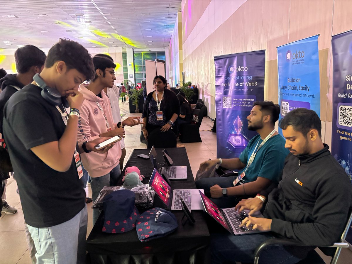 okto_web3's tweet image. What an incredible time at #ETHIndia 🙌
Big thanks to everyone who stopped by our booth to learn about chain abstraction and snagged some Okto swag. The energy from the dev community was unreal! Looking forward to seeing what you all build 🚀