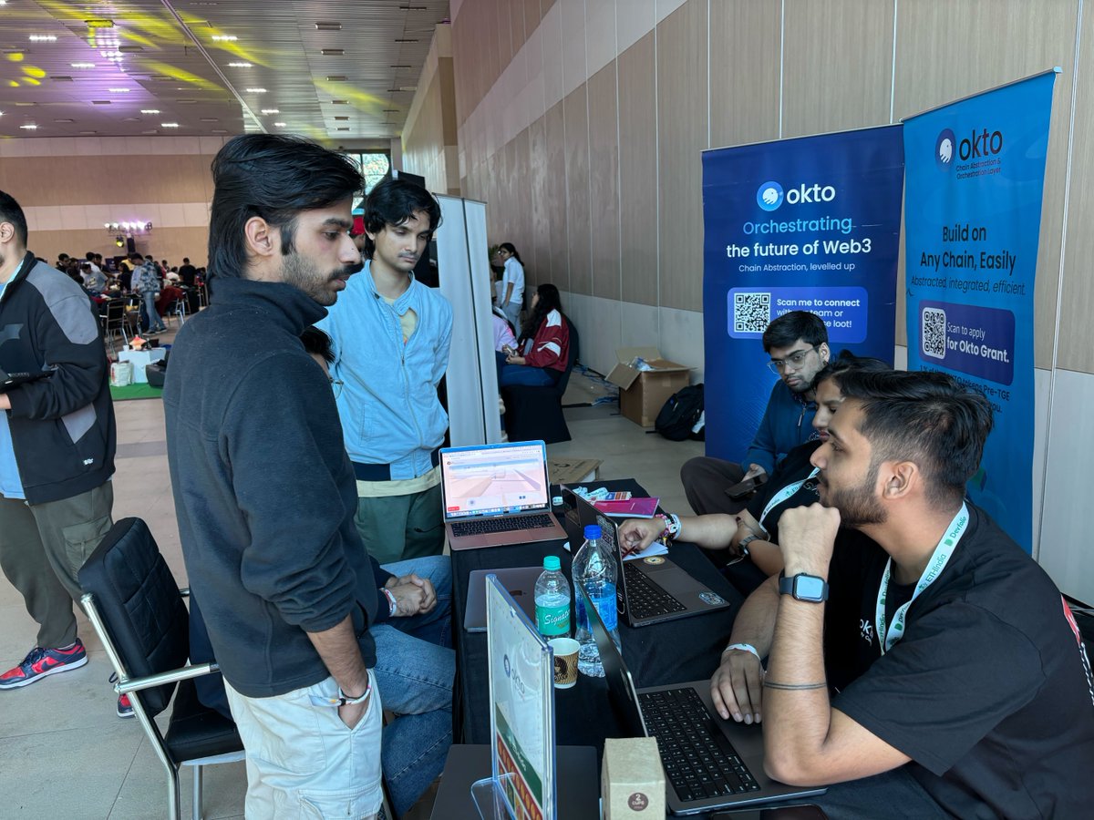 okto_web3's tweet image. What an incredible time at #ETHIndia 🙌
Big thanks to everyone who stopped by our booth to learn about chain abstraction and snagged some Okto swag. The energy from the dev community was unreal! Looking forward to seeing what you all build 🚀