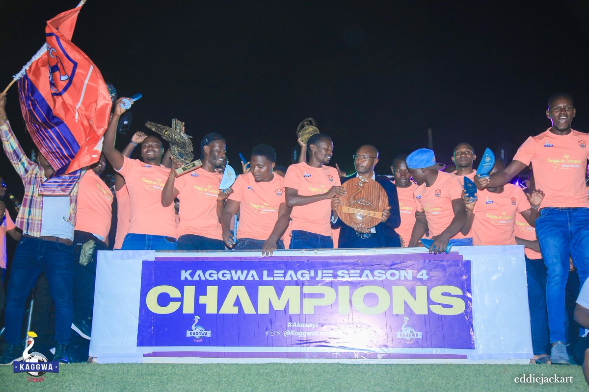 ChweziFC's tweet image. We are the unbeaten champions of Kaggwa League Season 4 !!πͺπ
@Virat_Eng_Ltd #Akasayi