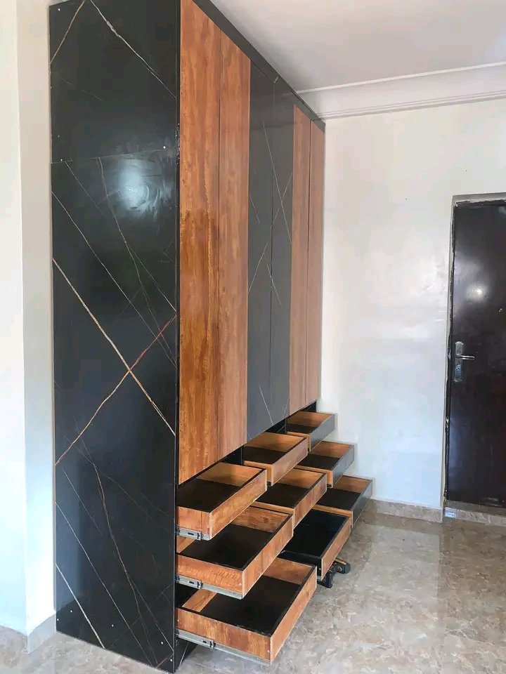 Bullionng's tweet photo. Latest wardrobe design 👌 https://t.co/O8BZIZzBPL