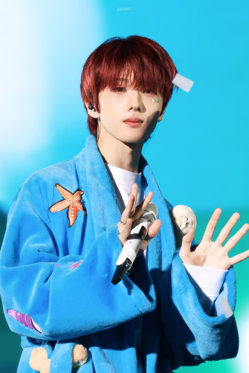 ring4ring_'s tweet photo. 241201 드림쇼3 앙콘 Day3

໒꒰ྀིっ˕ -｡꒱ྀི১ 👈🏻👈🏻

#지성 #JISUNG 
#NCTDREAM https://t.co/i0yvAHAVR4