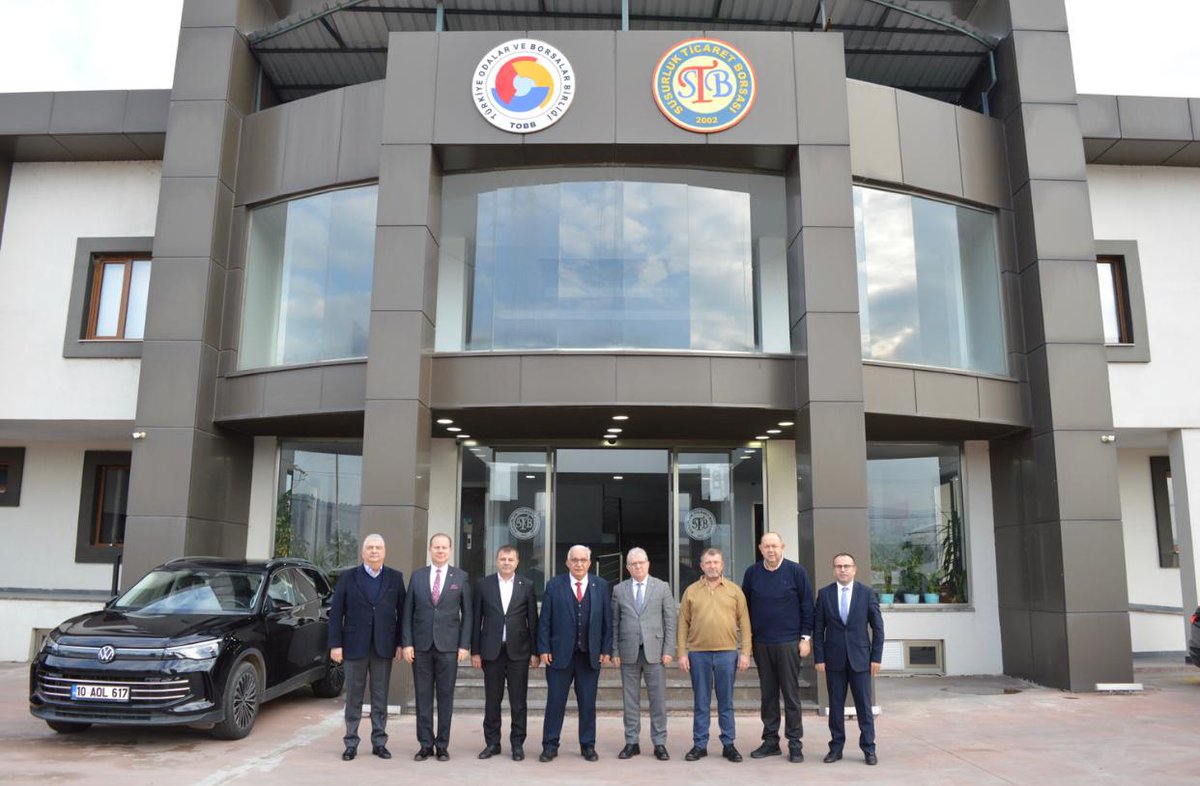 marmaraupak's tweet photo. MARMARA ÜPAK YÖNETİM KURULU TOPLANTISI

Marmara Ürün Piyasası Aracı Kurumu A.Ş. (Marmara ÜPAK) Yönetim Kurulu Toplantısı, 06 Aralık 2024 tarihinde Susurluk Ticaret Borsası ev sahipliğinde gerçekleştirildi.  1/6 https://t.co/dns51vrWOS