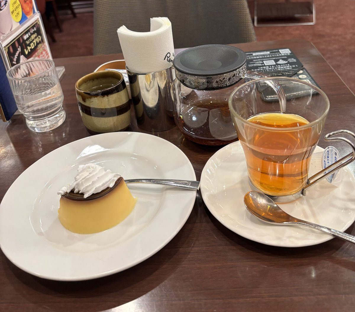 mirei_raurea's tweet photo. 仕事の休憩中、あちらこちらから聞こえてくる投資の���し😓
トラブル対応している人に勧誘している人、様々ですが皆様大丈夫ですか🤔 https://t.co/eStaxG59bk