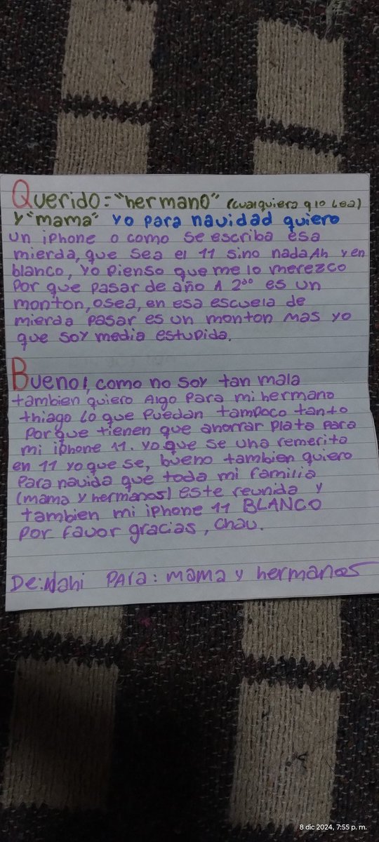 rauster513's tweet photo. Mí hermana la menos pretenciosa con la carta de navidad: https://t.co/3KMjGiyAI5