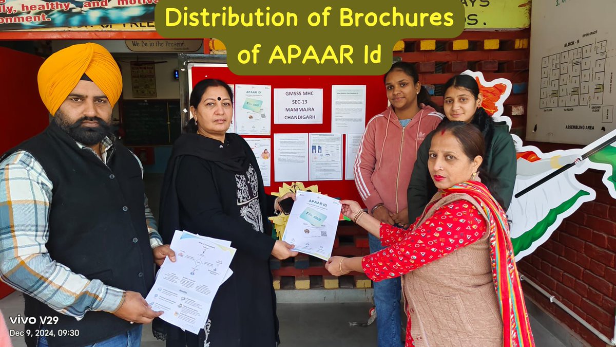 GmsssMhc's tweet photo. Special morning assembly was conducted in @GmsssMhc to mark the celebration of Mega APAAR Diwas. Principal Mrs Monika Puri sensitized the students and parents about the benefits of APAAR Id.
#DigitalIndia
#APAARDiwas
#OneNationOneStudentID
@SchoolEduChd
@chandigarh_admn https://t.co/MdBSUYRdLU
