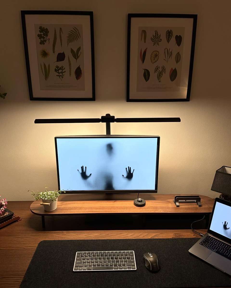 QuntisO's tweet photo. Energy-saving AND eye-saving? Win-win. π±π‘
-Quntis Eye-Care Architect Clamp Desk Lights for Home Office (31.5Inch).
#quntis #monitorlight #desksetup #tech #FYP #twitter #officedecor #homedecor #deskupgrade #pc #WorkFromHome #computers #EcoFriendlyTech #WorkGlow https://t.co/1gb7ZZsdlq