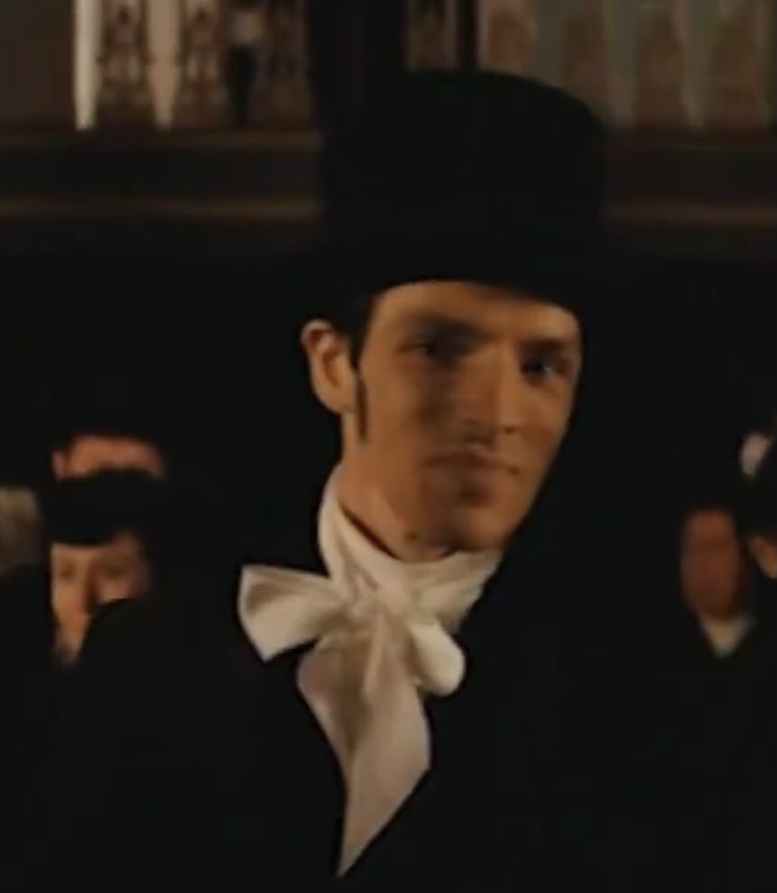 RitaLazzerini's tweet photo. A full of himself character. Colin did it once more😎👏🏻👏🏻
#ColinMorgan as #LewisCartwright in a deleted scene of #TheDeadDontHurt😍❤️❤️ https://t.co/9MqfHwQIy1