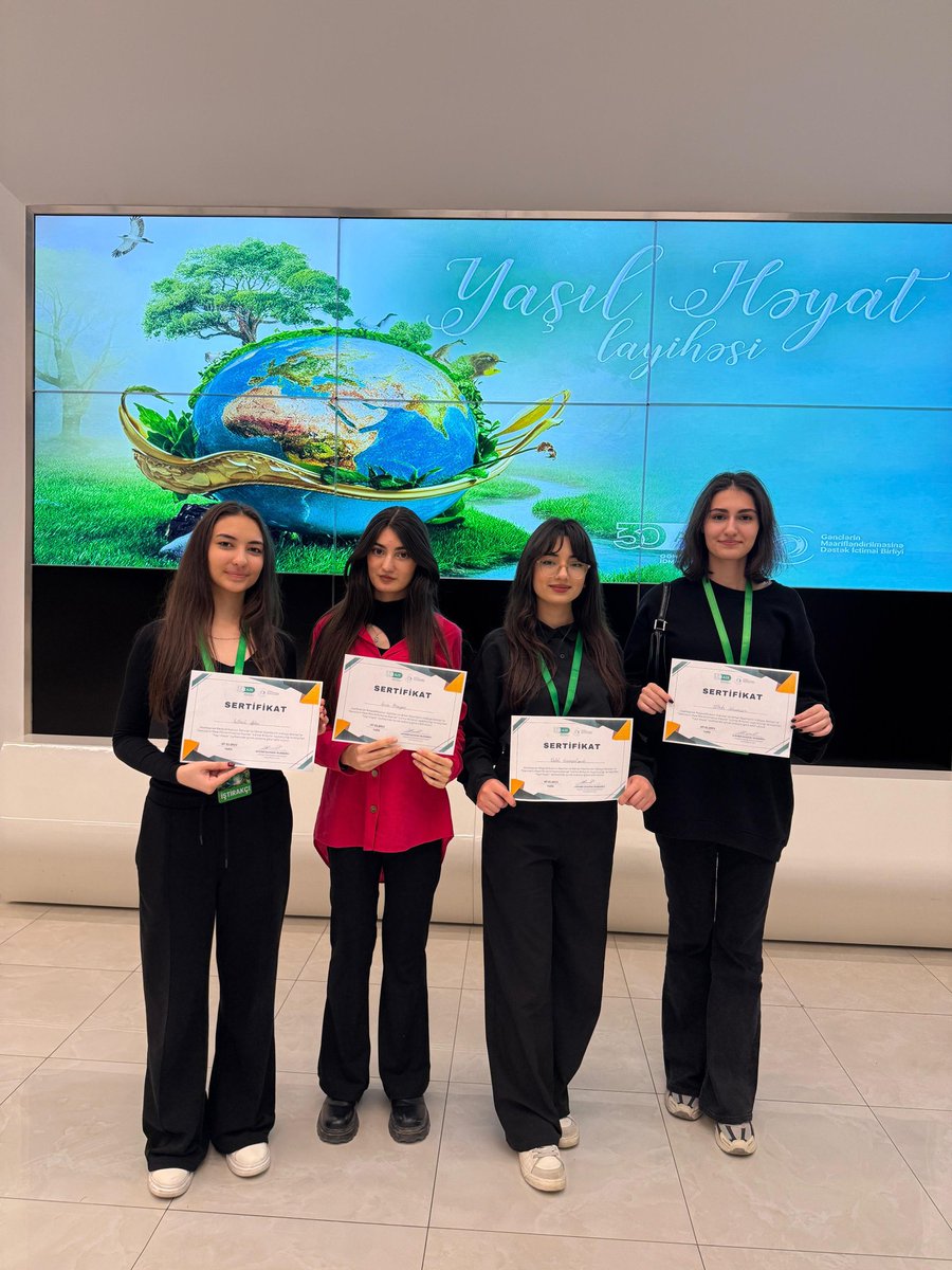 AdpuKlubu15731's tweet photo. • On October 7, 2024, students from the ASPU UNESCO Club's board participated in the "Green Life" project held at the Baku Youth Center, implemented with the financial support of the Ministry of Youth and Sports of the Republic of Azerbaijan.
#unesco #aspu #greenlife #aspu #adpu https://t.co/hdcS5hxnLx