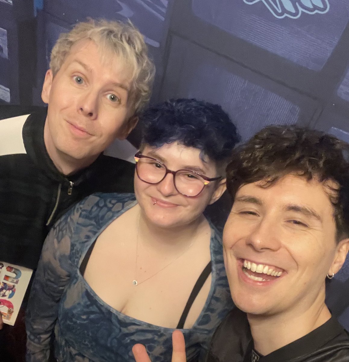 luke ◡̈ tweet media