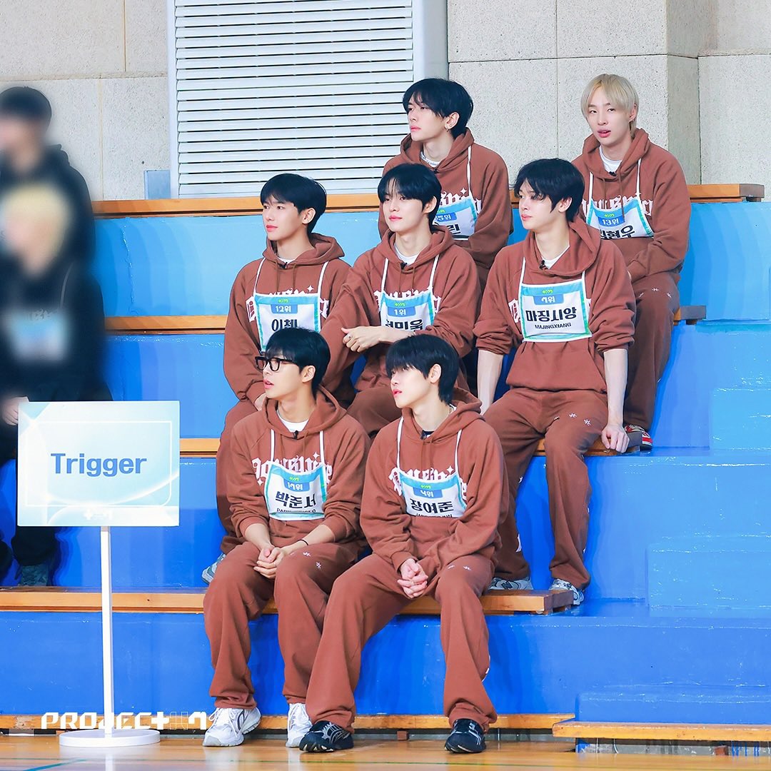[📸] 241208

<Sports Day> Behind The Scenes Cut

#JANGYEOJUN #장여준 #PROJECT7 #프로젝트7