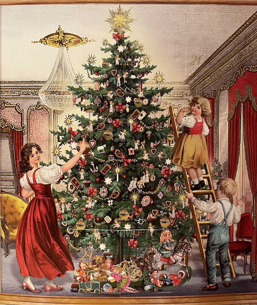 Dag 9 van de #Foto_Adventskalender. Thema is kerstboom.

Er staat een kerstboom in een van de kamers van mijn adventskalender.
