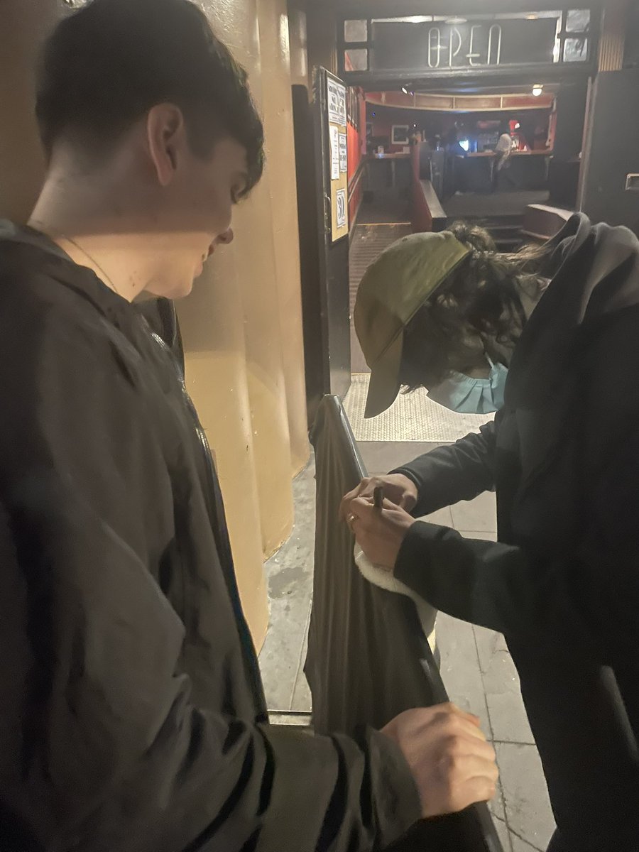 BarrBoobob's tweet photo. Who ever said don’t meet your heroes? @Quadeca thanks for signing the haunt you mask https://t.co/em66WBJlOB