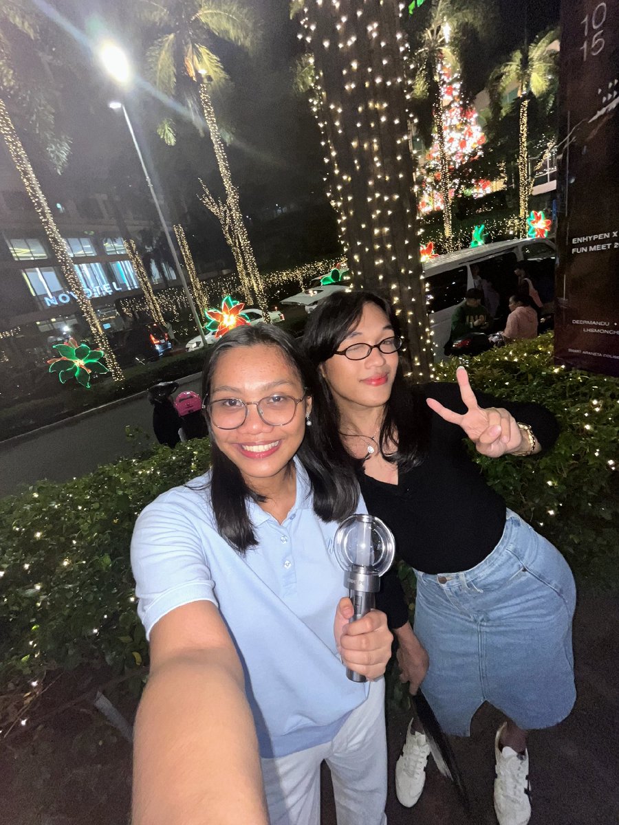 impress_earth's tweet image. 241206 DUNKIN' FUNMEET

nakaabot ako! 🥹🤍 it was truly  a leap of faith 🙌🏻 tapos rank 1 pa group namin sa defense and naperfect ko yung quiz ko! 

grabe talaga yung Grace Niya! 

para sa atin talaga ‘to @ENHYPEN_members sobrang mahal ko kayo! 🥹🤍

#DES7INED_ENHYPEN_withDUNKINPH