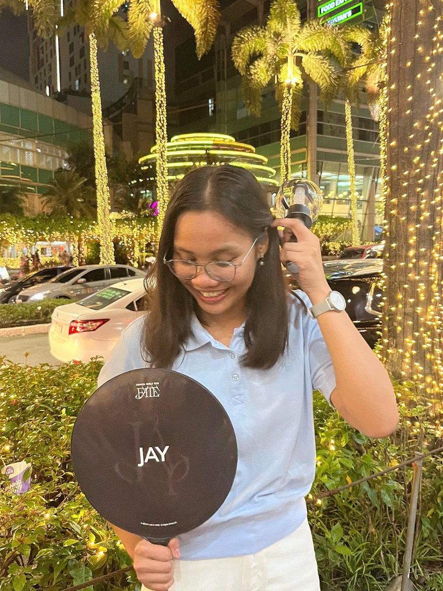 impress_earth's tweet image. 241206 DUNKIN' FUNMEET

nakaabot ako! 🥹🤍 it was truly  a leap of faith 🙌🏻 tapos rank 1 pa group namin sa defense and naperfect ko yung quiz ko! 

grabe talaga yung Grace Niya! 

para sa atin talaga ‘to @ENHYPEN_members sobrang mahal ko kayo! 🥹🤍

#DES7INED_ENHYPEN_withDUNKINPH