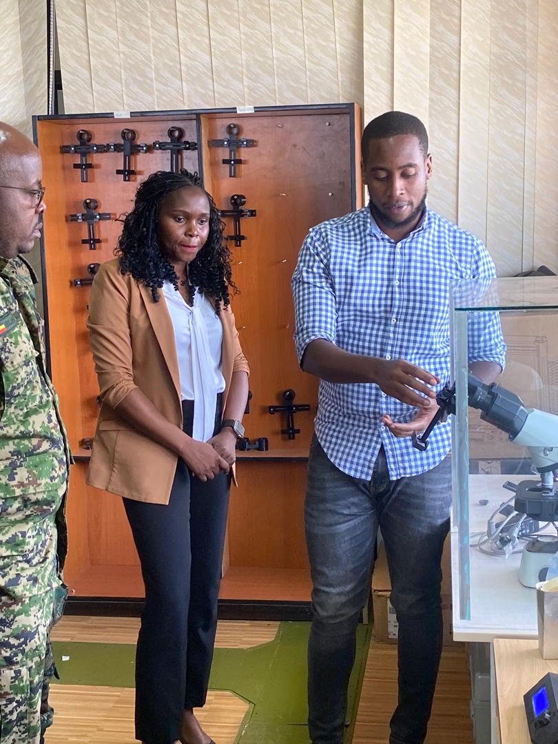 AI_HealthLabMak's tweet photo. #TBT
We were pleased to host representatives from the UPDF Joint Medical Services last week.

We had the opportunity to showcase our work in disease diagnosis and discuss its potential to support national-scale disease surveillance efforts. https://t.co/uUYXSPwSGH