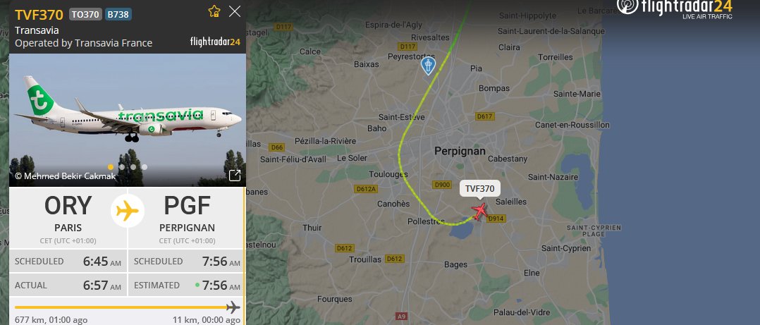 CoinPrive's tweet image. Qu'est ce que c'est que cette route inhabituelle ????? 
Aéroport Perpignan Rivesaltes Méditerranée
@Aeroport_PGF #AeroportPerpignan
