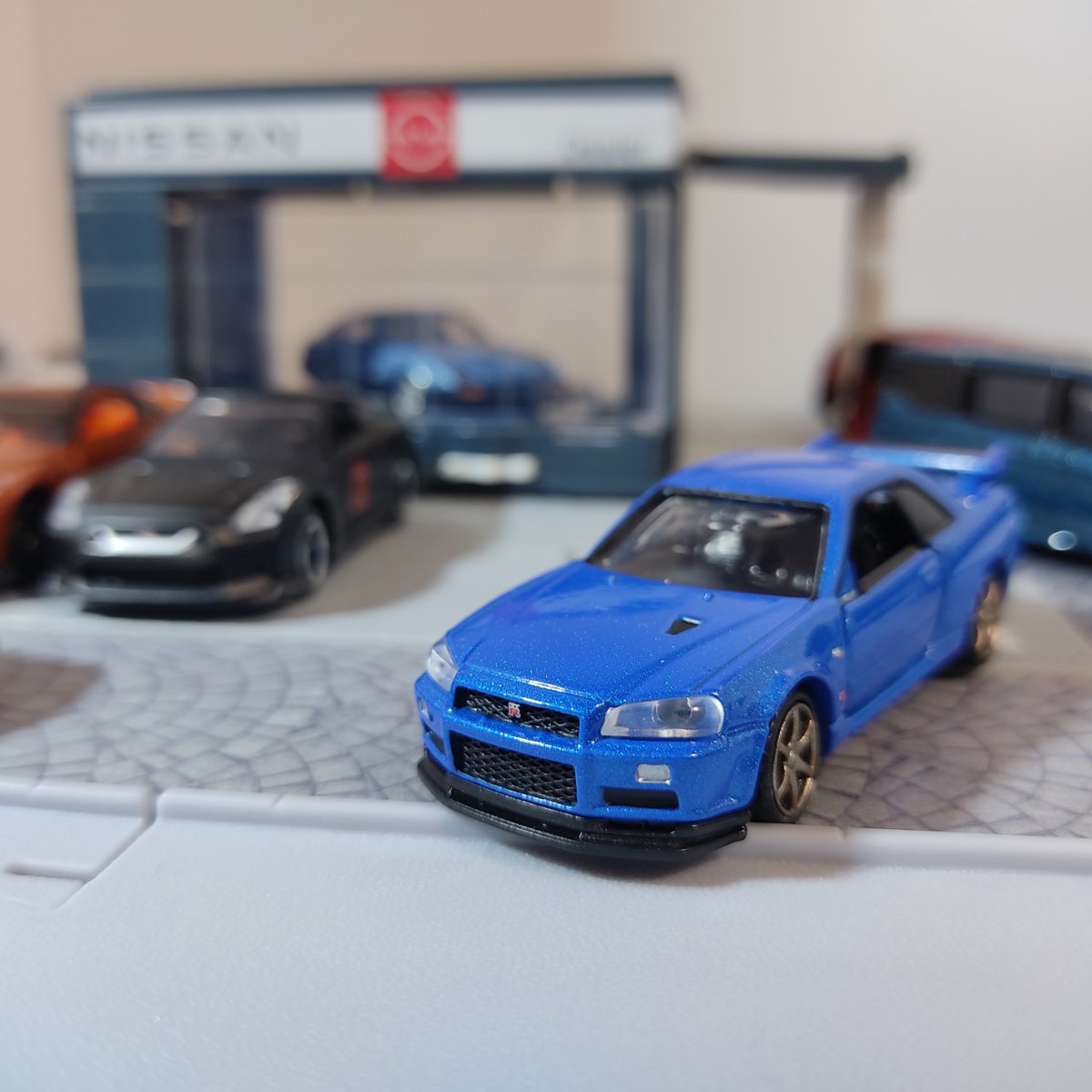 tomica103ca's tweet photo. #トミカ #nismofestival #ニスモフェスティバル2024 #NISSAN #NISMO #トミカプレミアム #日産を応援したい #GTR #VSPECII
日産を応援したい！
家の中で日産フェスティバル！
No.11 日産 スカイライン GT-R V-SPECII Nur https://t.co/mqe7GX9DKx
