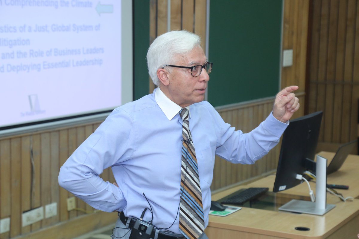 IIML's tweet photo. IIM Lucknow’s PGPSM program recently hosted an insightful session in its Leadership Talk Series. Mr. Bharat Wakhlu, Ex-Group Resident Director, Tata Sons Ltd., and Founder and President, The Wakhlu Advisory, shared his expertise on #HumanRights in the #NetZeroTransition. 

#IIML https://t.co/eTGCYoypMZ