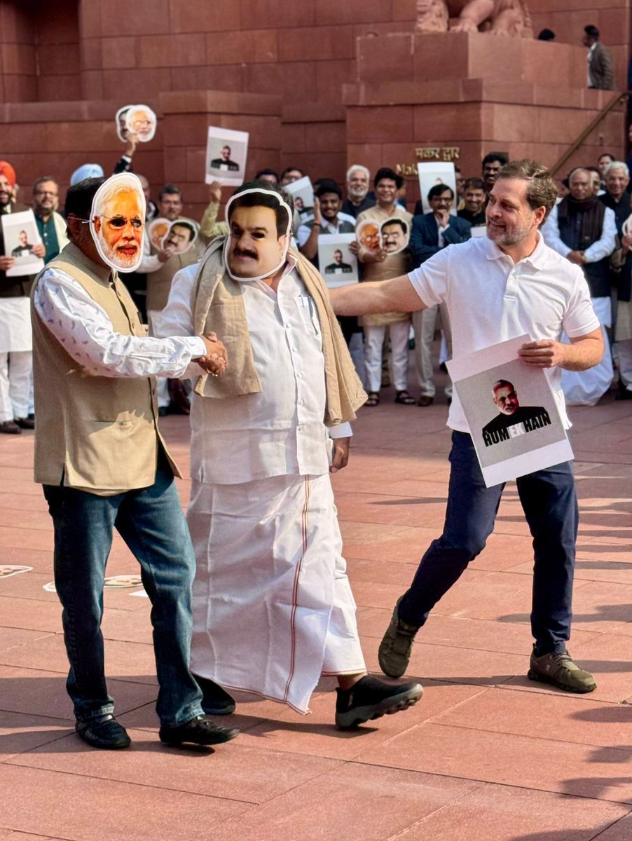 Yogeshkherli's tweet image. मोदी-अडानी
   भाई-भाई
#Modani