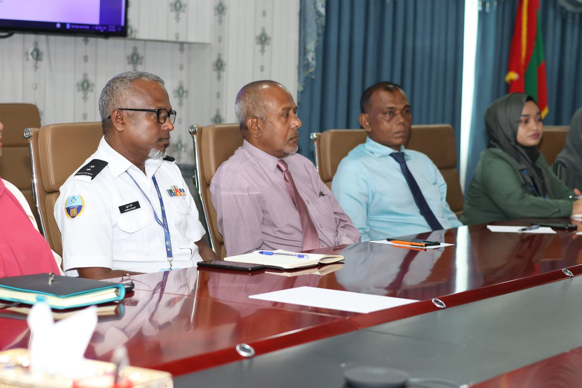 HPA_MV's tweet photo. A meeting was held today at the @MoHmv with key stakeholders to discuss the enforcement of the Tobacco Control Act and define their roles in supporting its implementation. Together, we aim for a healthier, smoke-free future. #TobaccoControl #Tobaccofreemaldives https://t.co/EtkafxLNWt