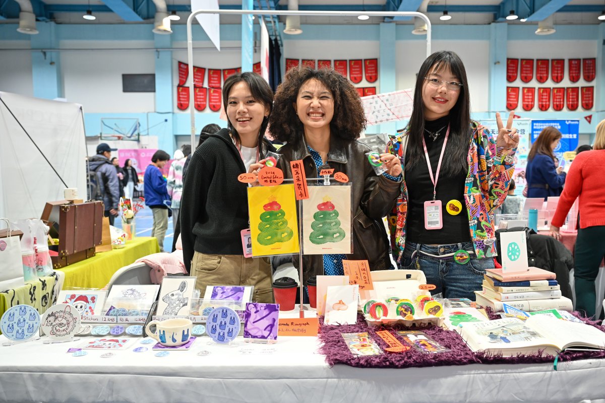 BCISonline's tweet photo. ❄️ BCIS Winter Bazaar 2024⛄️

During this season of giving, BCISers came together to support charitable causes at what was yet another memorable Winter Bazaar. Read more at: https://t.co/kL6XUSjIgy

#internationaleducation #ibworldschool #bcisonline #bcispirit https://t.co/ekWHUNdmXv