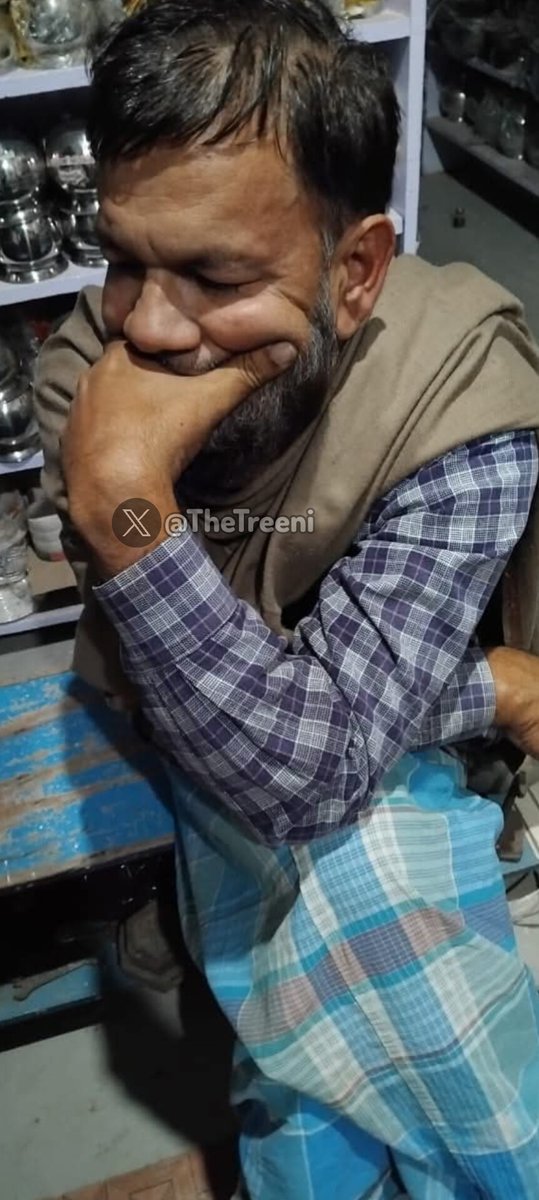 treeni's tweet photo. BREAKING: Communal tension erupts in UP's Ghazipur after a 52-year-old utensil shop owner, Shabbir Ahmad, allegedly abducted a minor Hindu girl into his shop, raped her, and attempted to kill her.

Reportedly, the child was passing by Shabbir's shop when he called her under some pretext.

Once she arrived, he abducted her, tied her hands and legs, and allegedly raped her. Fearing getting caught, he attempted to kill her by packing her in a drum on his shop's terrace.

When the worried family began looking for her, some children informed the parents that she was last seen going into his shop, which led to Shabbir's arrest.

Heavy police force has been deployed in the village to maintain law and order.