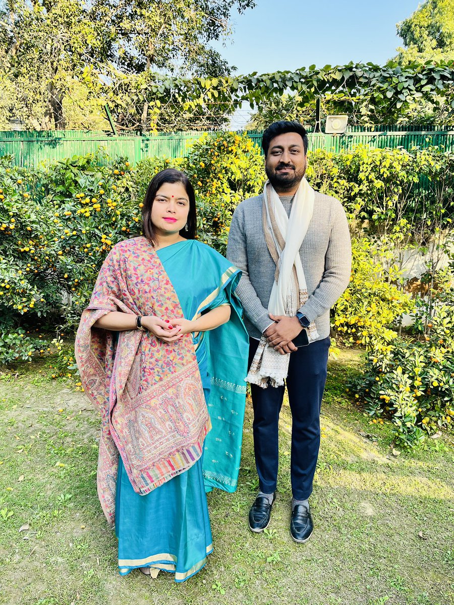 DigvijayHoPE's tweet photo. जन्मदिन की हार्दिक शुभकामनाएं @poonam_mahajan Tai🙏🏻
आपका प्रेरक नेतृत्व और सकारात्मक दृष्टि देश की नई पीढ़ी के लिए एक प्रकाश स्तंभ है। ईश्वर से प्रार्थना है कि आपका जीवन हमेशा सुख, समृद्धि और सफलता की रोशनी से आलोकित रहे। https://t.co/rUVCzyx5uR