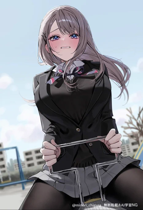 (シーソー、久しぶりに乗るとちょっと恥ずかしいかも……) 