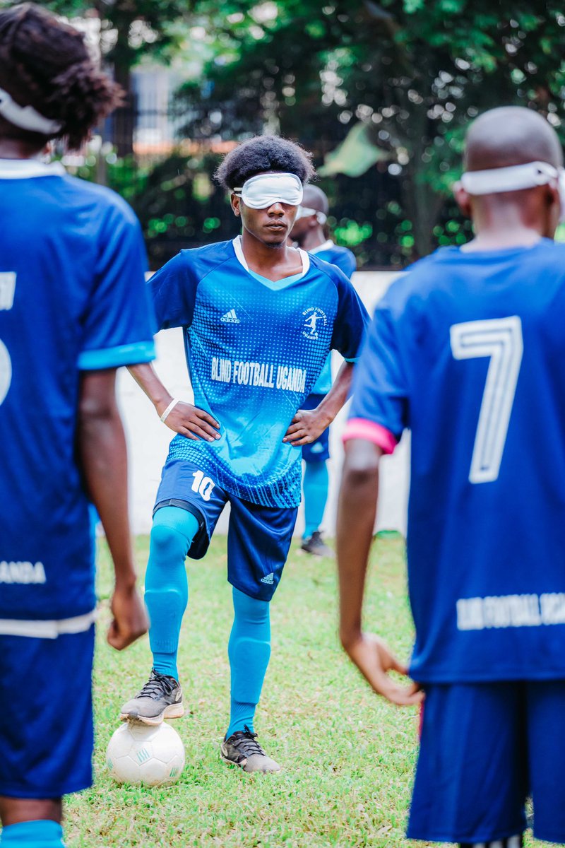 Blind football doesn’t only give visually impaired players an opportunity to compete but also leadership. 

#blindfootballuganda 

📸: @iamramadhan_1