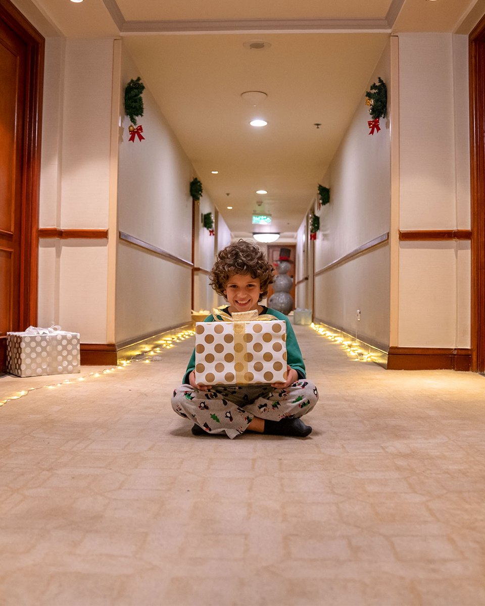 Cairo Marriott Hotel tweet media