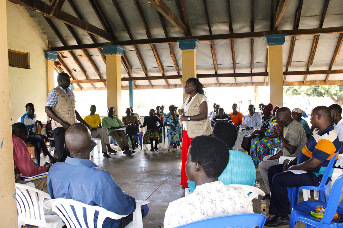 UWESO1's tweet photo. Magoro SubCounty, Katakwi faces unique challenges as a landing site, with 16 cases of #ViolenceagainstChildren reported weekly. Fear of stigma deters reporters, but with the newfound knowledge of anonymous reporting using the #SAUTI 116 toll-free helpline, locals are hopeful. https://t.co/dy2ih0NRcx