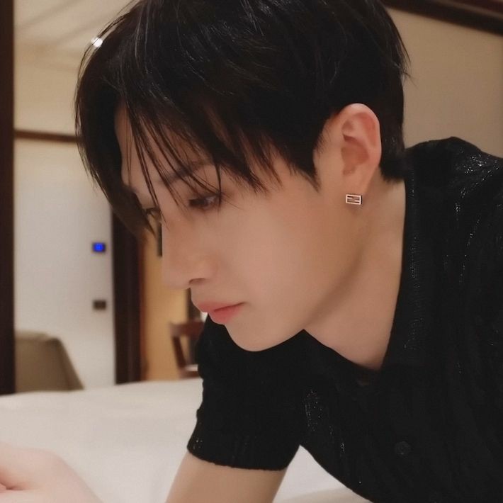 GYUURlYA's tweet photo. bangchan x lee saerom #vinetopher #bangrom one-tweet au
a plan https://t.co/lIgNpT8YM9