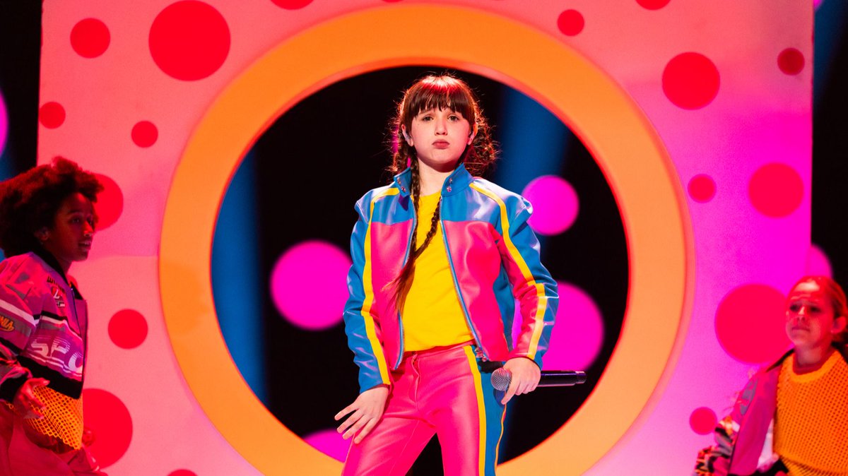 eurovision_tve's tweet photo. El festival de #EurovisionJunior2024, éxito de audiencias jóvenes en televisión y plataformas.

🧵Abrimos hilo con algunos de los datos más importantes de esta edición👇

#LetsBloom #JESC2024 
https://t.co/zesIHszl7a https://t.co/a4xzkGC1eE