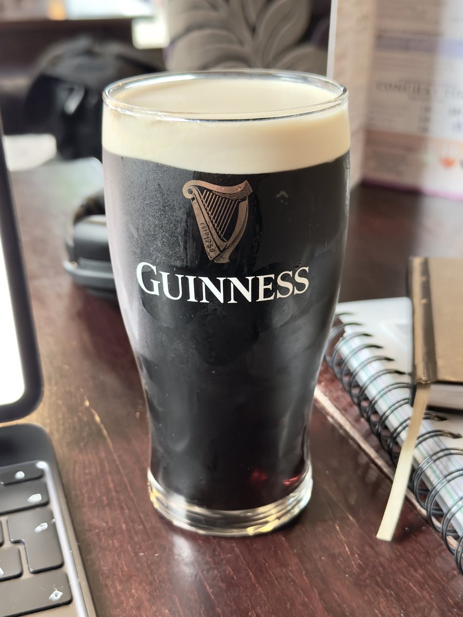 raymach1's tweet photo. 🍺 Guinness 🍺
No shortage of the black stuff here in Stockport
And a very reasonable £2.99 👍
#Guinness
#pint
#stockport
#blackstuff
#draughtbeer https://t.co/s6sFJX93ko