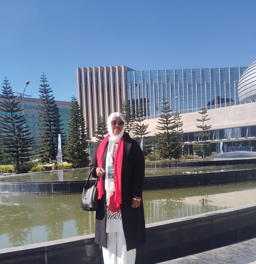 Kadrakhayrbadan's tweet image. La Semaine de l'Industrialisation en Afrique débute à Addis-Abeba 🇪🇹!

Un honneur de représenter DWO'AGRO PRODUCTS 🏭, en mettant en lumière la femme djiboutienne dans l'industrie et l'importance de l'industrialisation en Afrique🌍

#AfricanUnion #Industrialisation #AWIP
🇩🇯