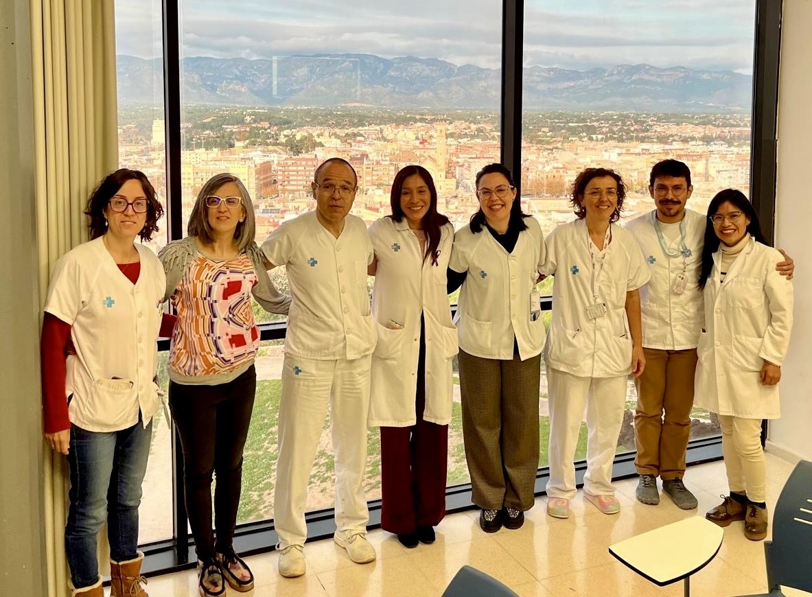 HTVCEbre's tweet photo. 🔊 La Unitat d’Osteoporosi de l’Hospital de Tortosa Verge de la Cinta rep el reconeixement d’excel·lència de la @seiomm amb la millor puntuació 🔝
@icscat @salutcat #HTVC #osteoporosi
ℹ️ https://t.co/SZxGBsq9lp https://t.co/jzcyiIxZ2a