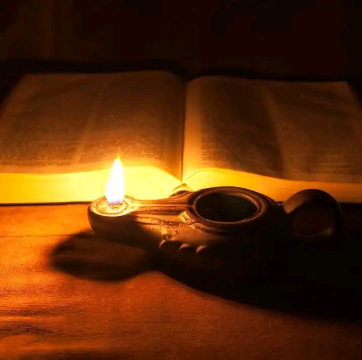 Si tu es décourager parceque Dieu tarde de répondre à tes prières, demande à Dieu de transformer tes découragement en patience.

Bonne après midi à tous sous la protection divine 🤲.

#Melchisédek 🤲.