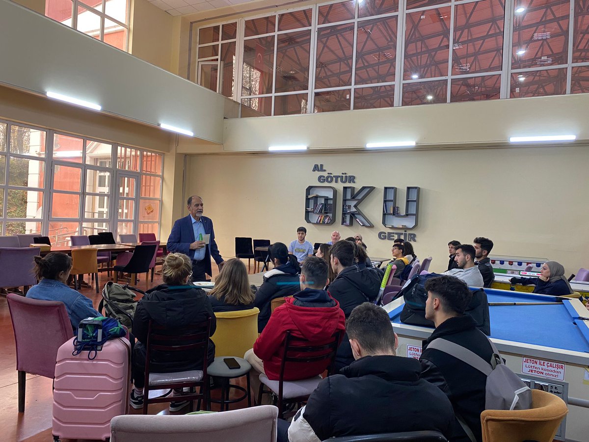 Fakültemiz Dekanı Prof. Dr. Nevzat Mirzeoğlu öğrencilerimizle bir araya geliyor. Öğrencilerimizi bilgi alabilecekleri, istek, öneri ve şikayetlerini paylaşabilecekleri çay sohbetine davet ediyoruz.

📅 10 Aralık 2024 Salı 14:00
🏡 Spor Bilimleri Fakültesi Kantini