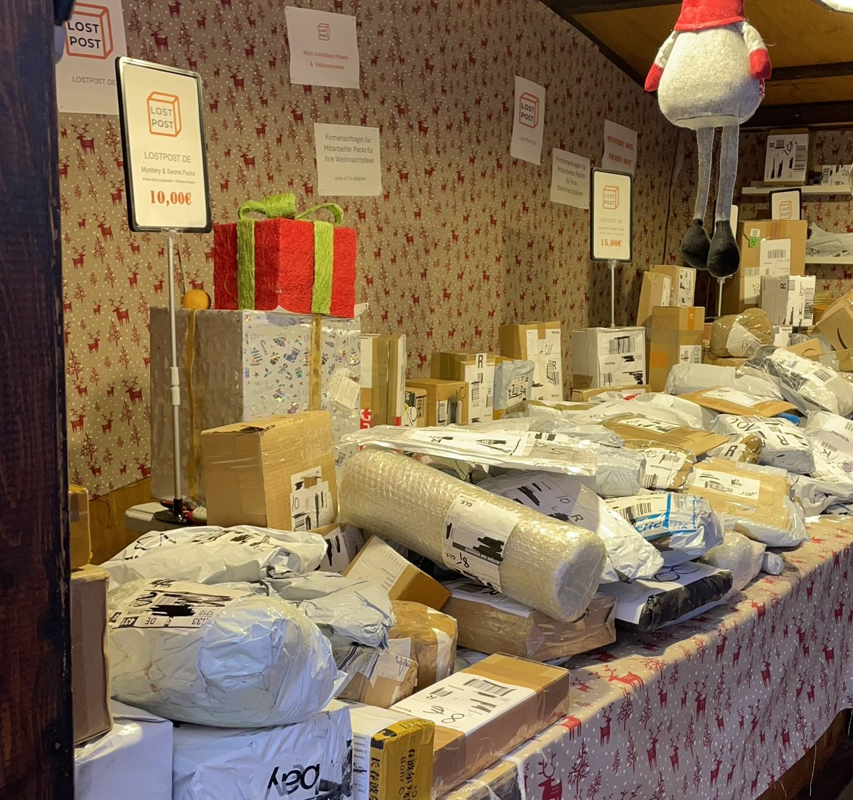 Vermisst jemand sein Paket? Vielleicht ist es hier dabei.