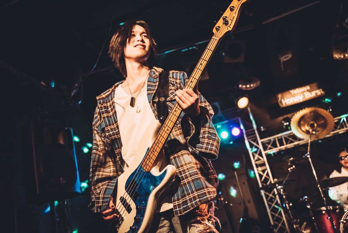 KoheiAlter's tweet photo. 2024.12.5 四ツ谷HoneyBurst
Alterのベーシストとしての写真はこれが最後
見てってね

悠希くん次のユニット活動の方でもお世話になります↓

Photo by @yuuki_camera_ https://t.co/s0fDUw2Ted