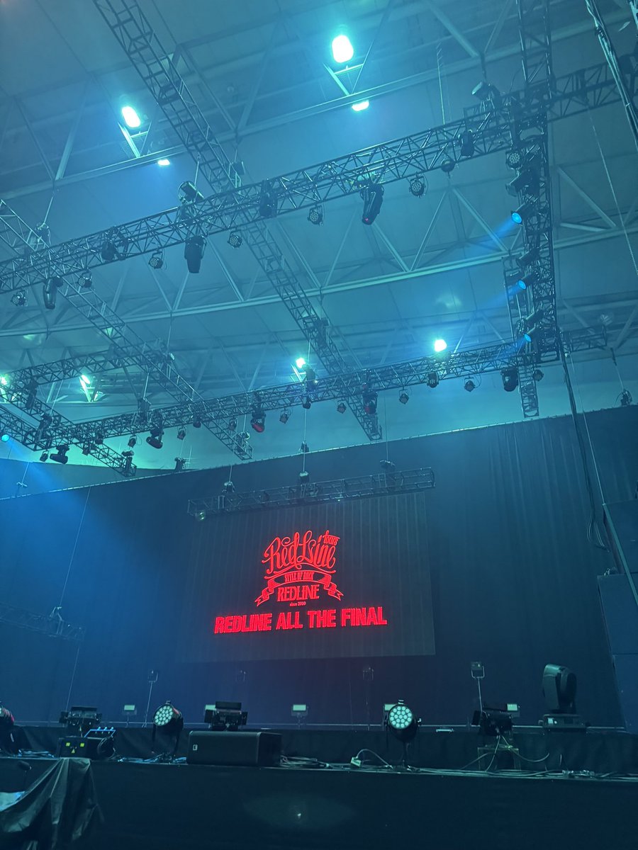 peeeter_'s tweet photo. REDLINE2日間終了〜これでライブ納め〜
フェスの環境良すぎたな〜最高＾＾

会場内が細かく区切られてて、SiM後のドリームバンドの時取り残されて切なかった。さすがに柵越えたけど…

今回の（俺得）順位
1.ハカライ2.クロフェ3.ヘイ

はたしてクリープのだふ屋煽りは意図あるのだろうか…（ニヤリ） https://t.co/Jz12uDjtpu