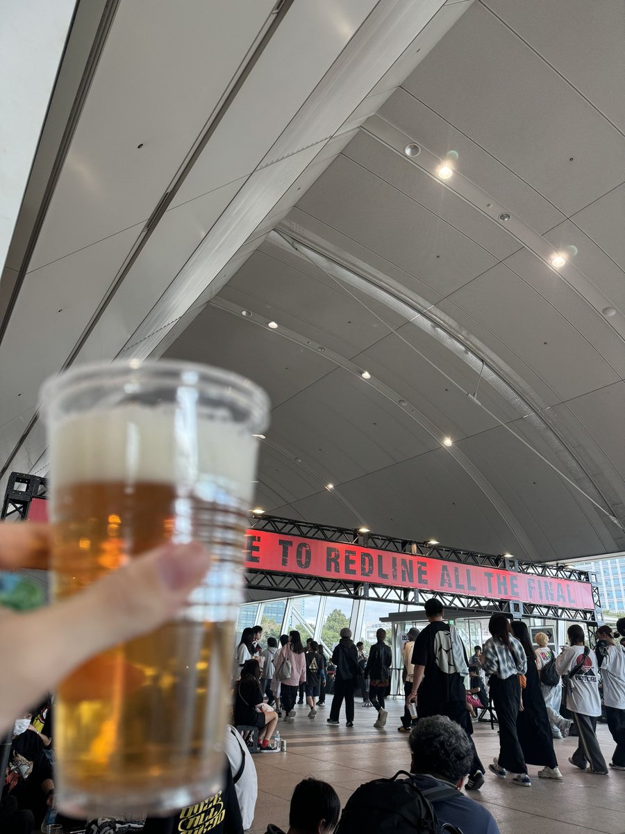 peeeter_'s tweet photo. REDLINE2日間終了〜これでライブ納め〜
フェスの環境良すぎたな〜最高＾＾

会場内が細かく区切られてて、SiM後のドリームバンドの時取り残されて切なかった。さすがに柵越えたけど…

今回の（俺得）順位
1.ハカライ2.クロフェ3.ヘイ

はたしてクリープのだふ屋煽りは意図あるのだろうか…（ニヤリ） https://t.co/Jz12uDjtpu