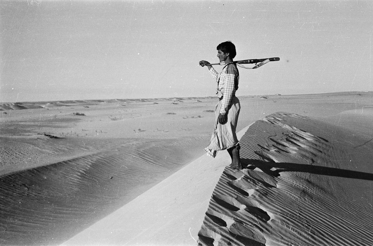ksaexpats's tweet photo. Photographs of the #EmptyQuarter in Saudi Arabia, taken in 1948 by Wilfred Thesiger.
Pitt Rivers Museum, University of Oxford. https://t.co/eY969nGtye