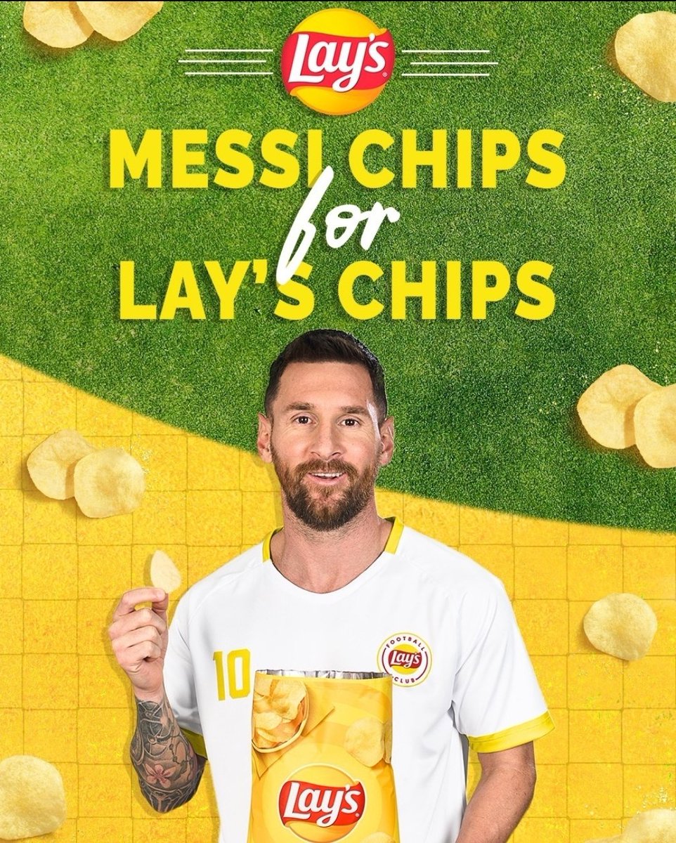 PoojaMedia's tweet photo. This is Messi promoting chips & Ronaldo promoting herbal drink. 

The most influential footballers in the world, but Davido shouldn't take a Fidelity Bank gig cos of what? 

Stanship has blocked many of you thinking faculty cos I hope many of you are not using this silly template to run your life.